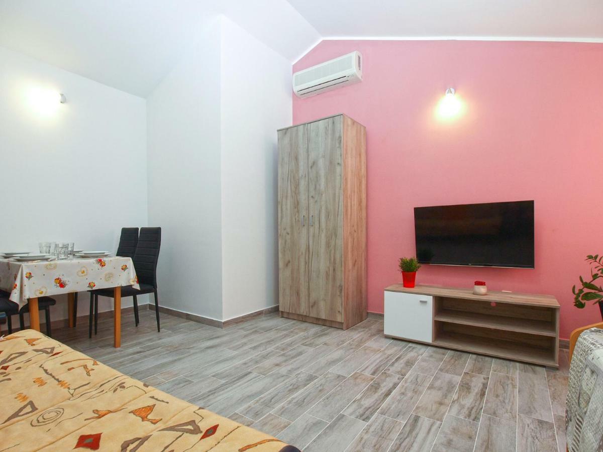 Apartments Oriana 898 プーラ エクステリア 写真