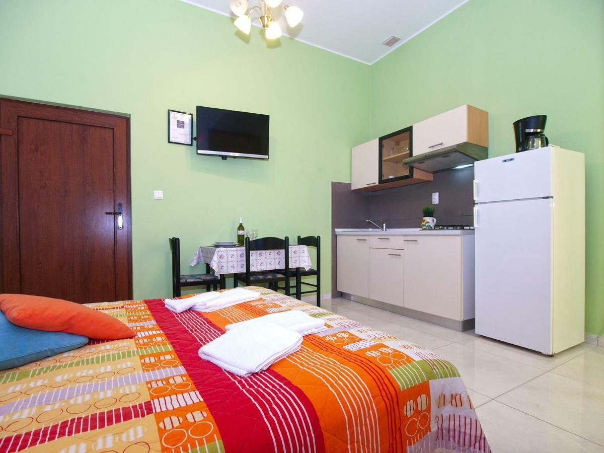 Apartments Oriana 898 プーラ エクステリア 写真